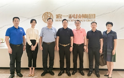 深圳市原市委常委、深圳警备区政委、党委书记等领导莅临云海游戏调研，共话未来创新发展之路！